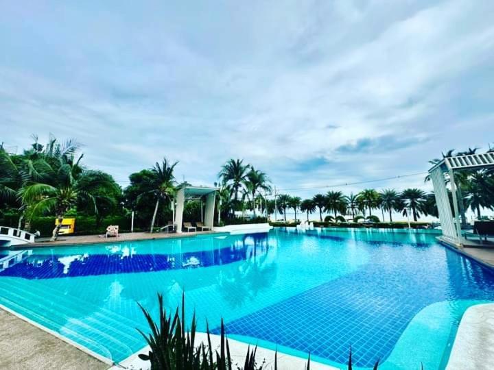 Jomtien Pattaya Condo Seaview Room Premium Bagian luar foto