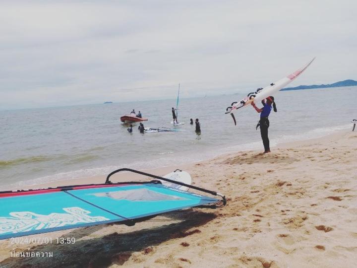 Jomtien Pattaya Condo Seaview Room Premium Bagian luar foto