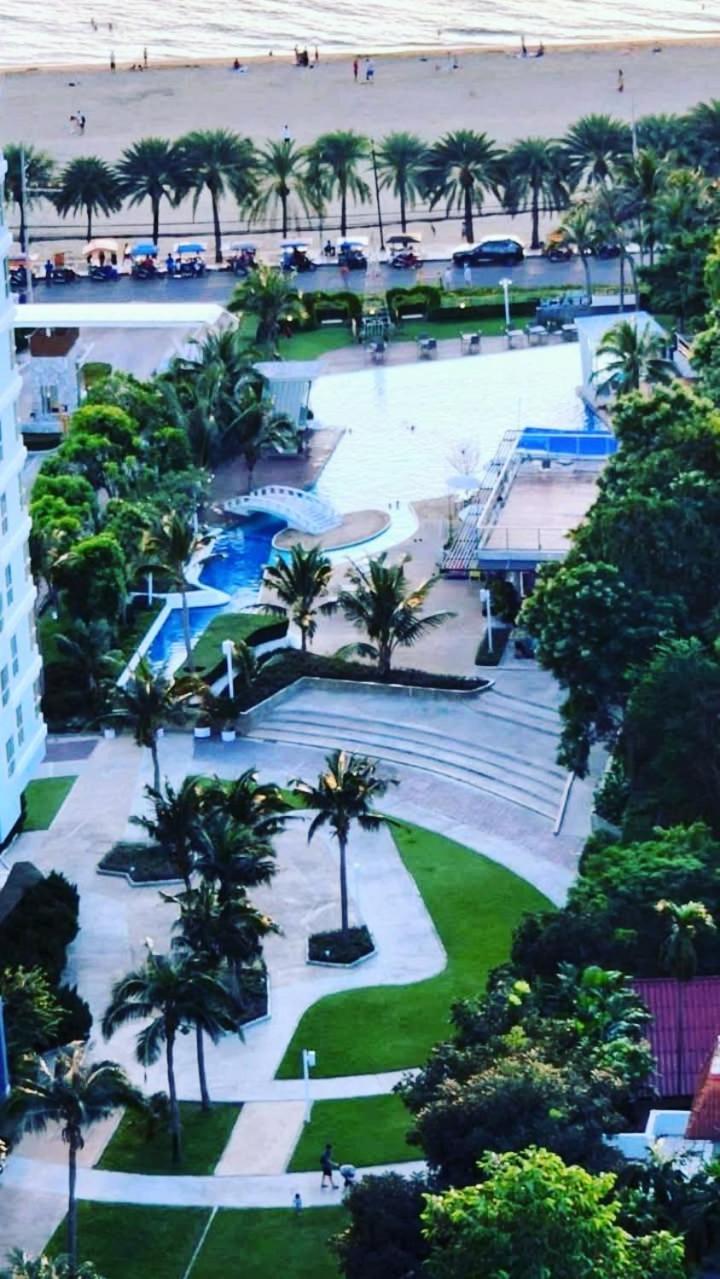 Jomtien Pattaya Condo Seaview Room Premium Bagian luar foto
